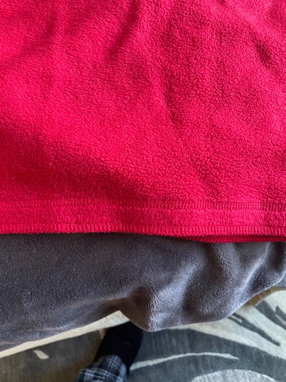 New York Jeans Men's Red V-Neck Fleece Sweater - Picture 7 of 9